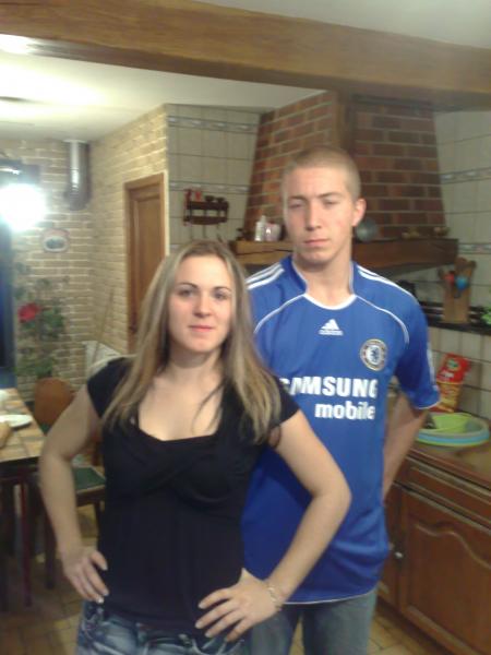 Mon petit frere Romain et moi