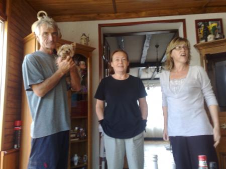 Le Papa , la Maman , la Couzine de Pierre et surtout on oublie pas TITI